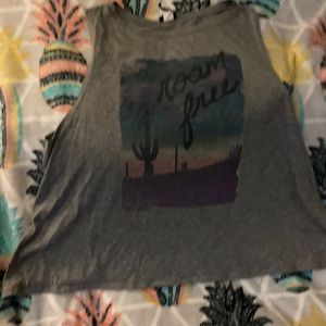 “Roam free” summer top